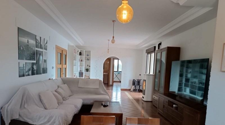 Valencia - Valencia - 8200m2