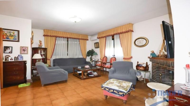 Comunidad de Madrid - Aldea del Fresno - 642m2