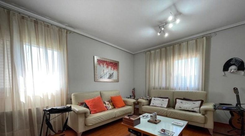 León - Camponaraya - 3840m2
