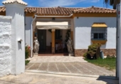 Chalet independiente con terreno en venta en la España, Chiclana de la Frontera, ref: TR412625 foto