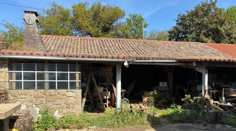 Pontevedra - O Cruceiro Vello - 2600m2