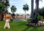 Chalet independiente con terreno en venta en la España, Benicarló, ref: TR404481 foto