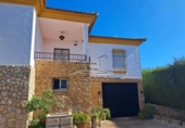 Xalet independent amb terreny en venda a la España, Lucena, ref.: TR403476 foto