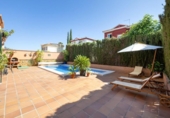 Casa de pueblo en venta en la España, Cúllar Vega, ref: TR411492 foto