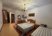 Chalet independiente con terreno en venta en la España, Villamarchante, ref: TR399387 foto