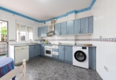 Дом с участком на продажу в городе Vélez-Málaga Фото