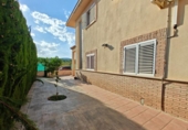 Chalet independiente con terreno en venta en la España, Macastre, ref: TR362270 foto