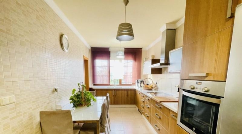 Малага - Antequera - 302m2