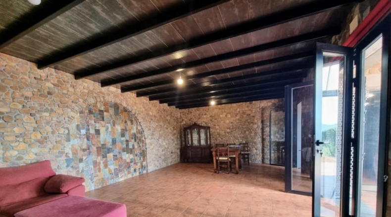 León - Ponferrada - 11000m2