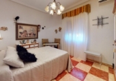 Chalet independiente con terreno en venta en la España, Crevillente, ref: TR379527 foto