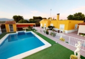 Chalet independiente con terreno en venta en la España, Crevillente, ref: TR379527 foto