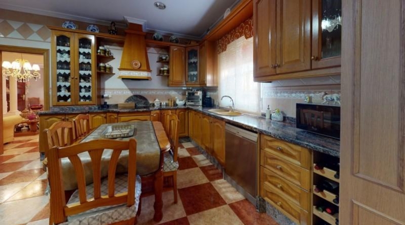 Alicante - Кревильенте - 2150m2