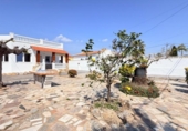 Chalet independiente con terreno en venta en la España, Mont-roig del Camp, ref: TR406087 foto