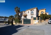 Chalet independiente con terreno en venta en la España, Alhendín, ref: TR396346 foto