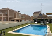 Chalet independiente con terreno en venta en la España, San Miguel de Salinas, ref: TR407988 foto