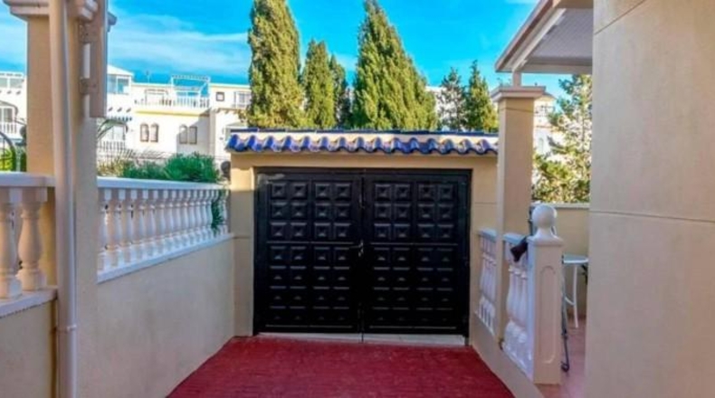 Alicante - San Miguel de Salinas - 220m2