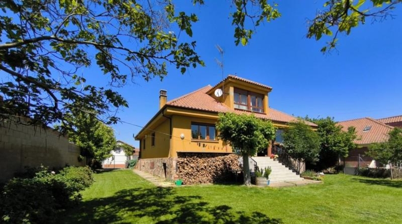 León - Villaturiel - 1000m2