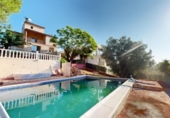 Chalet independiente con terreno en venta en la España, Chiva, ref: TR165483 foto