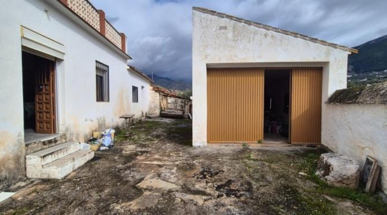 Malaga - Alcaucín - 390m2