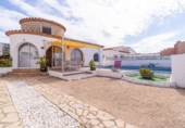 Chalet independiente con terreno en venta en la España, Roses, ref: TR404831 foto