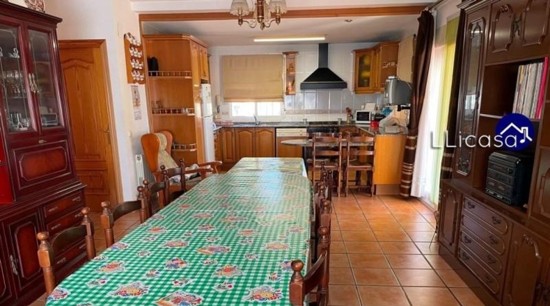 València - Puebla de Vallbona - 1707m2