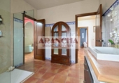 Chalet independiente con terreno en venta en la España, Chipiona, ref: TR377557 foto