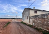 Chalet independiente con terreno en venta en la España, Llubí, ref: TR141228 foto
