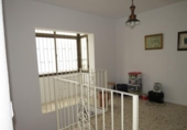 Дом с участком на продажу в городе Barbate Фото
