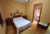 Chalet independiente con terreno en venta en la España, Castrillo de la Valduerna, ref: TR216604 foto