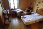 Chalet independiente con terreno en venta en la España, Castrillo de la Valduerna, ref: TR216604 foto