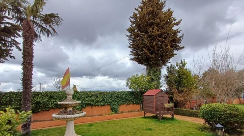 Leon - Valverde de la Virgen - 1450m2
