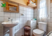 Chalet independiente con terreno en venta en la España, La Zubia, ref: TR248717 foto