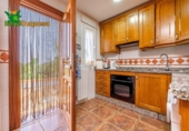 Chalet independiente con terreno en venta en la España, La Zubia, ref: TR248717 foto