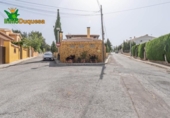 Chalet independiente con terreno en venta en la España, La Zubia, ref: TR248717 foto