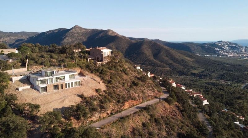 Gerona - Roses - 1583m2