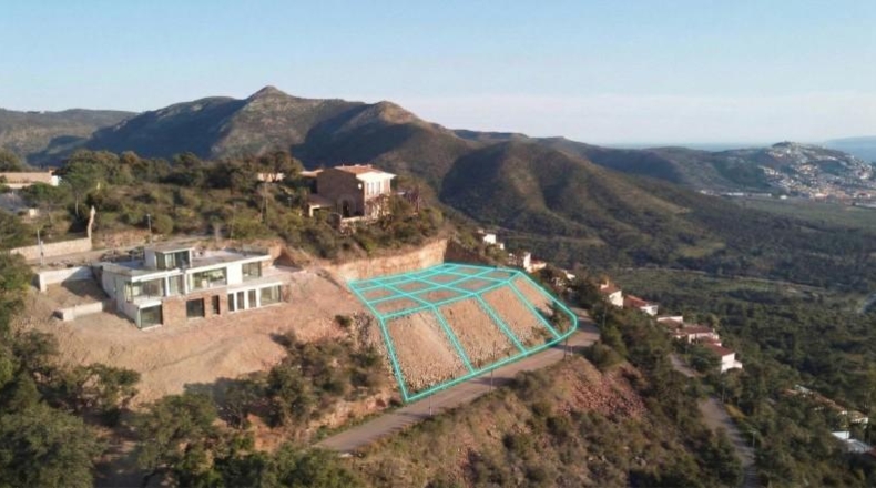Gerona - Roses - 1583m2