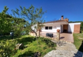 Chalet independiente con terreno en venta en la España, Santa Cristina d'Aro, ref: TR411516 foto