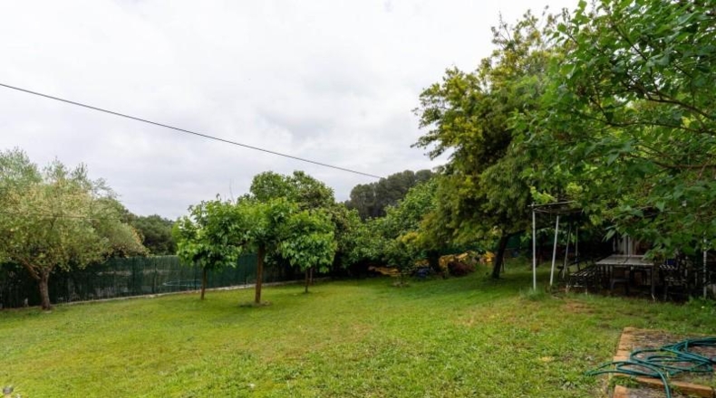 Barcelona - Abrera - 737m2