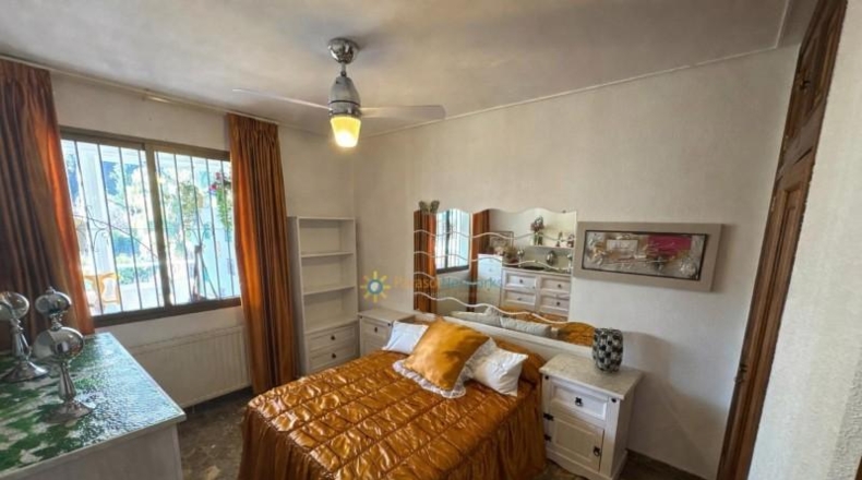 Alicante - Adsubia - 322m2