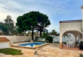 Chalet independiente con terreno en venta en la España, Amposta, ref: TR397055 foto