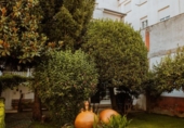 Chalet independiente con terreno en venta en la España, Cacabelos, ref: TR403499 foto