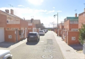 Chalet independiente con terreno en venta en la España, Parla, ref: TR380877 foto