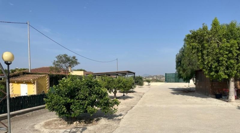 Murcia - Fortuna - 2600m2