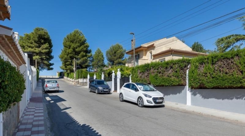 Granada - Villa de Otura - 872m2