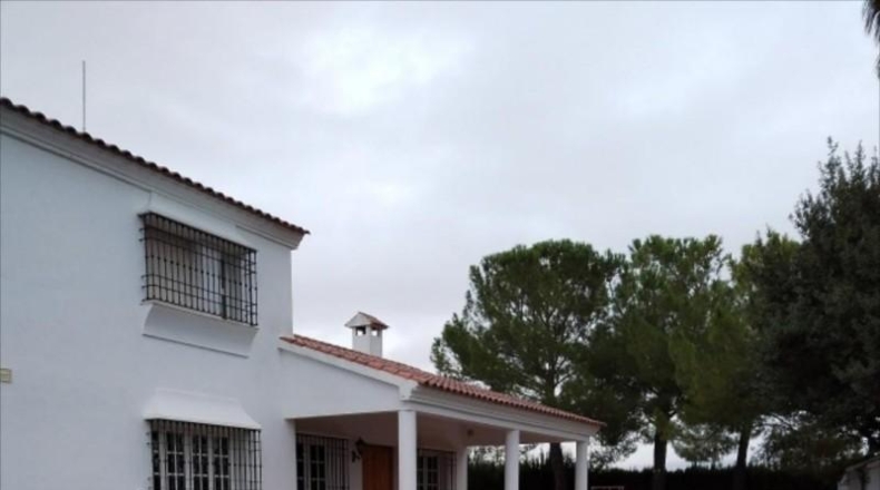 Córdoba - Lucena - 4185m2