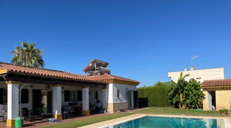 Sevilla - Bollullos de la Mitación - 785m2