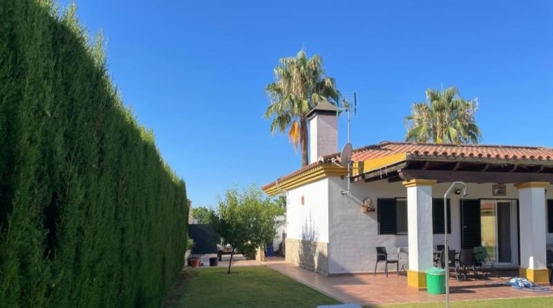 Sevilla - Bollullos de la Mitación - 785m2