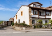 Casa de pueblo en venta en la España, Cóbreces, ref: TR404019 foto