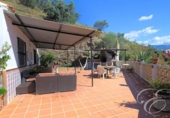 Casa de camp amb terreny en venda a la España, Sayalonga, ref.: TR385274 foto