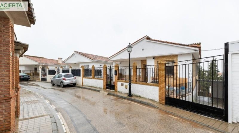 Granada - Huétor Vega - 661m2